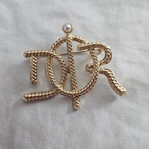 NEW Gold Brooch with Pearl Accent